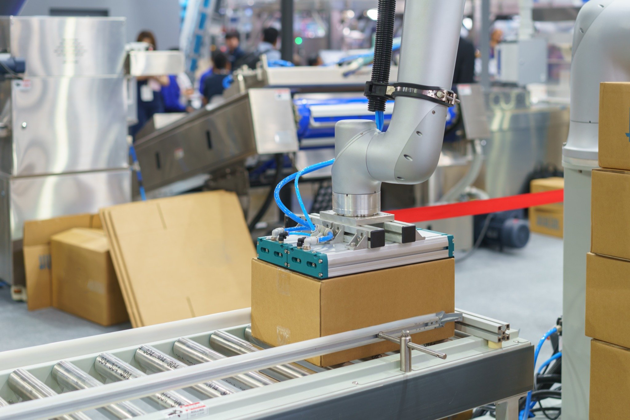 Robotic piece picking workcell